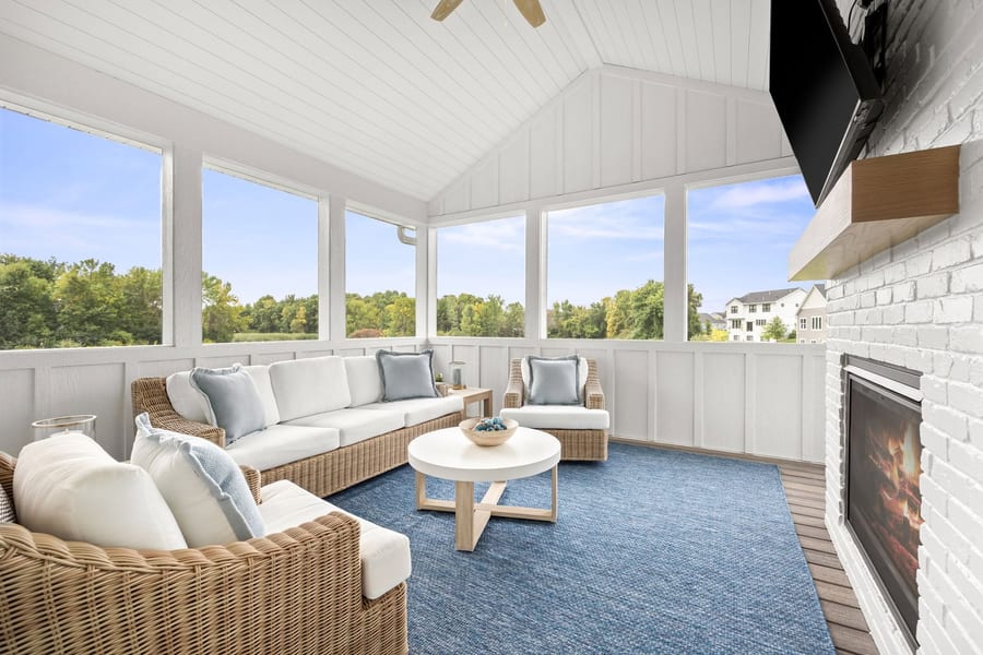 Outdoor Deck & Porch